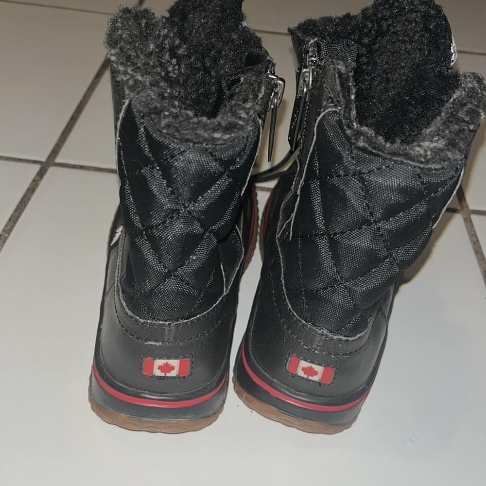 Pajar Canada Pajar Ultra Waterproof Snow Boots Boy' Size 11 - Picture 4 of 9